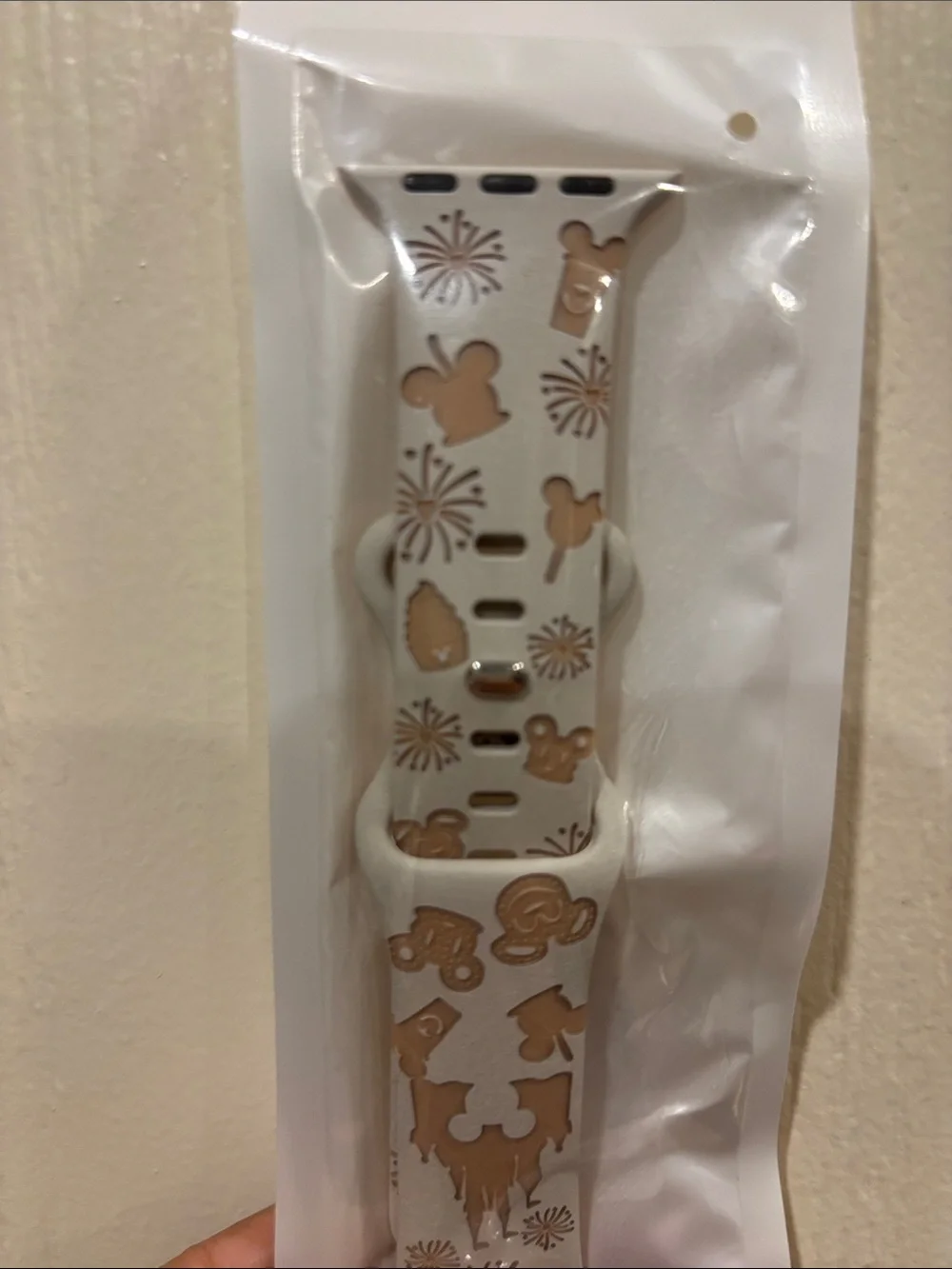 Silicone Apple Watch Band with Beige Disney Pattern - 38/40/41mm
